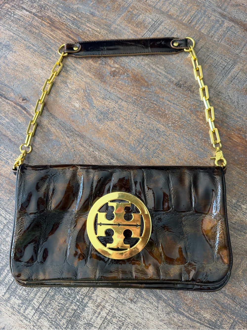Tory Burch Black Patent Leather Shoulder Bag with Gold Logo
